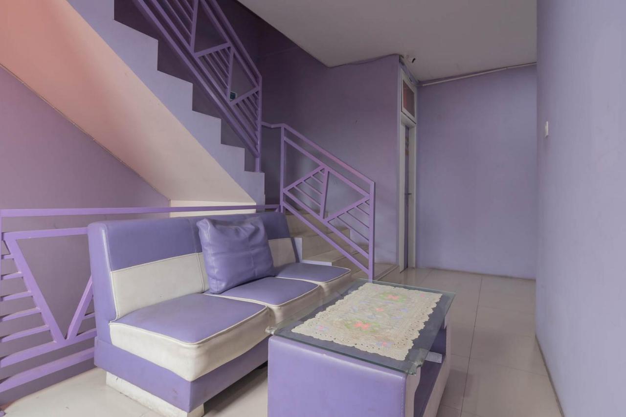 Reddoorz @ Gatot Subroto Street 3 2* Bandung