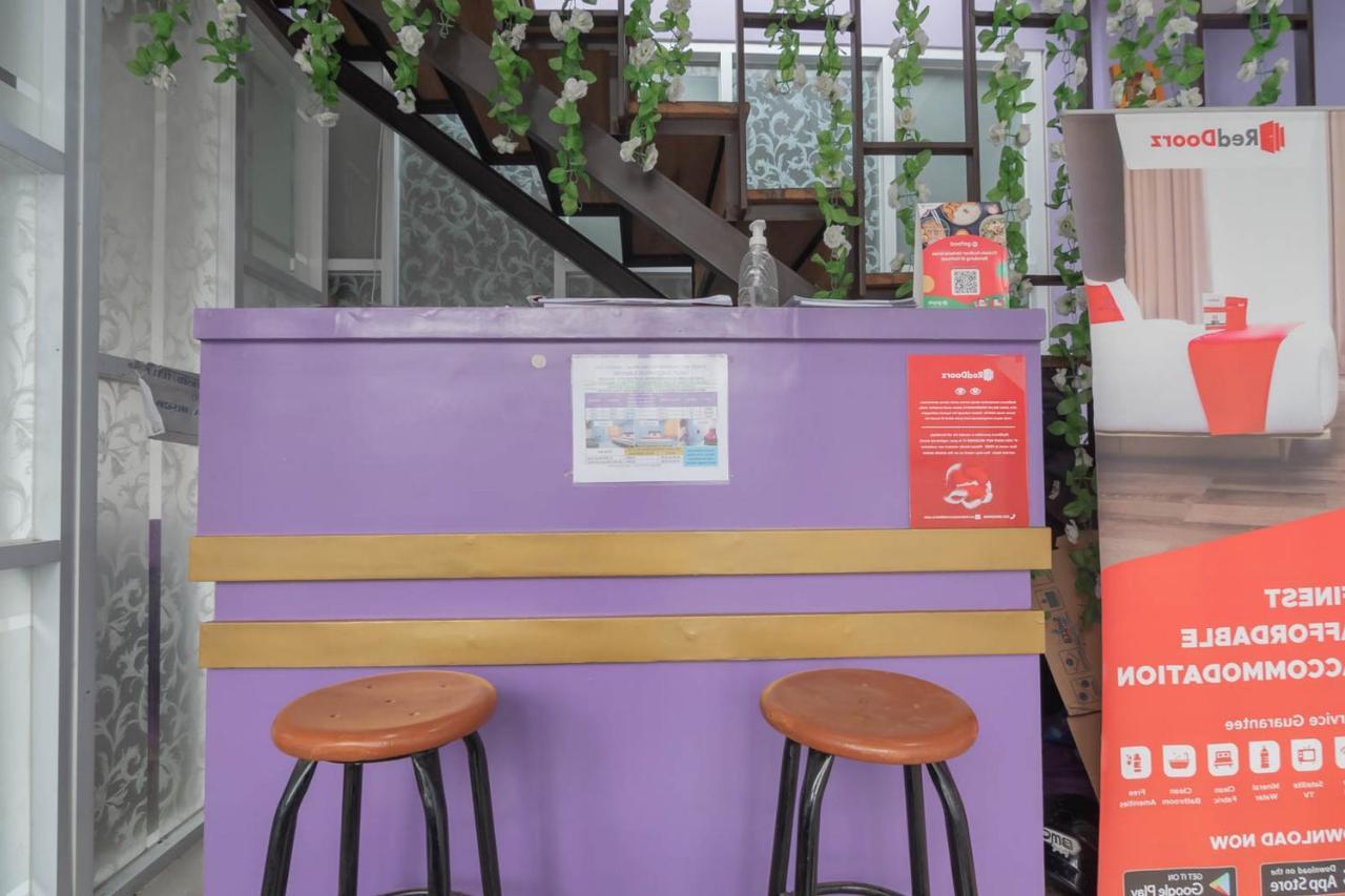 Wisma tamu Reddoorz @ Gatot Subroto Street 3 Bandung